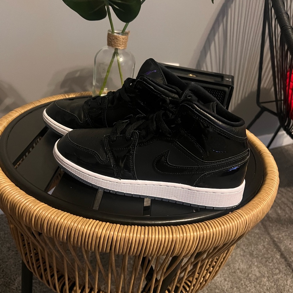 Jordan Kids Sneakers Black and White
